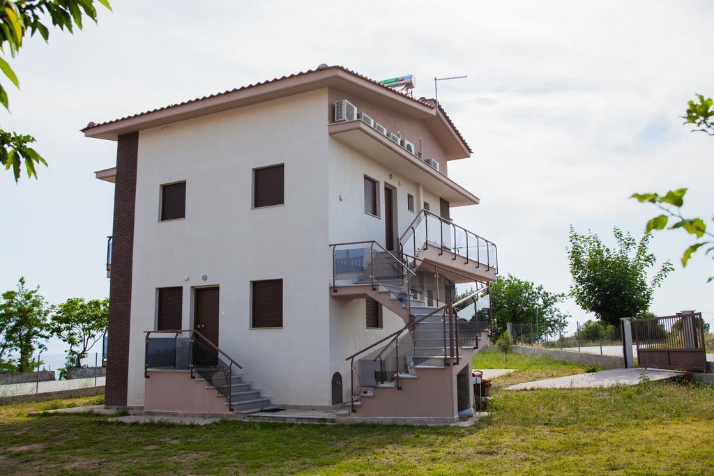 Sea View Appartment In Geoponika Nea Kallikrateia Ngoại thất bức ảnh