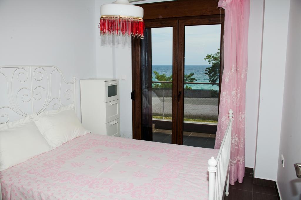 Sea View Appartment In Geoponika Nea Kallikrateia Ngoại thất bức ảnh